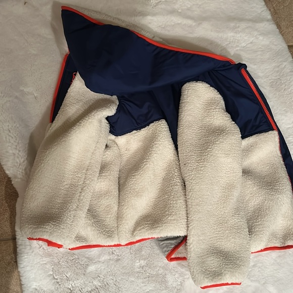 Gap Fleece Jacket Boys EUC - Picture 4 of 4